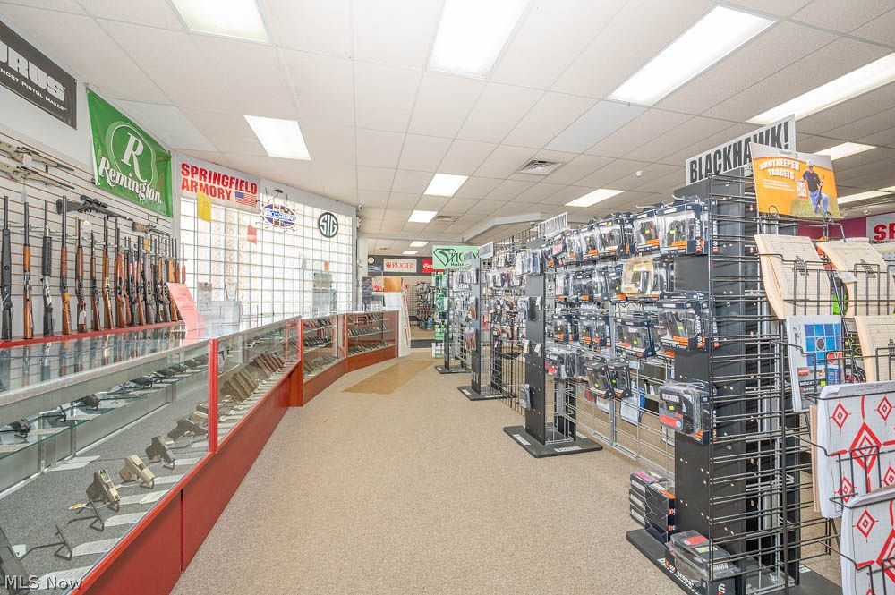 9074 Market North Lima OH 44452