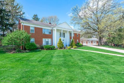 4310 Virginia Drive Fairview Park OH 44126