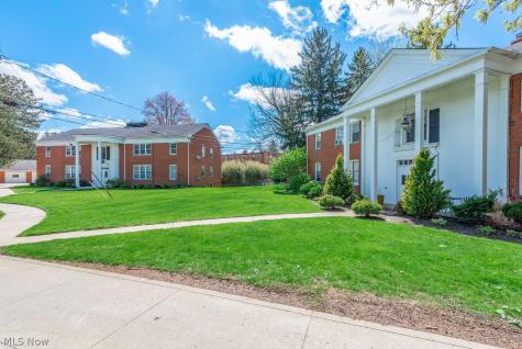 4310 Virginia Drive Fairview Park OH 44126