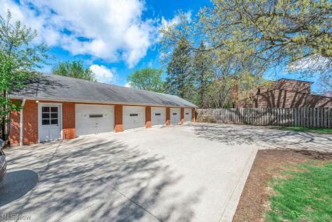 4310 Virginia Drive Fairview Park OH 44126