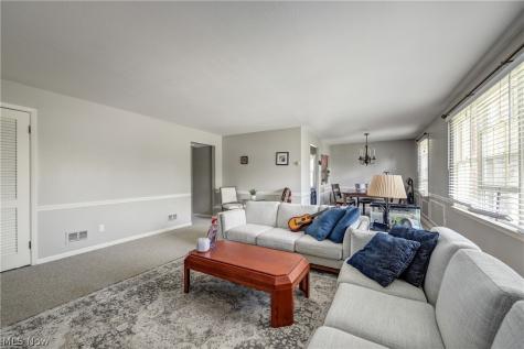 4310 Virginia Drive Fairview Park OH 44126