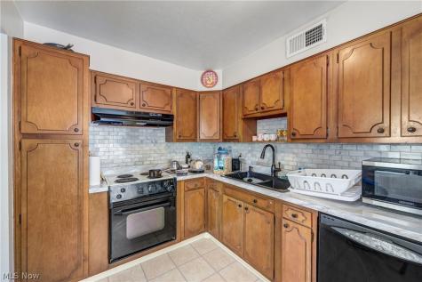 4310 Virginia Drive Fairview Park OH 44126