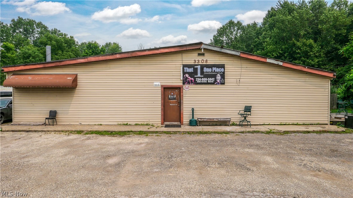 3306 Salem Warren Road Warren OH 44481