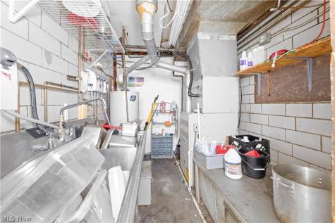 1494 Waterloo Road Barberton OH 44203