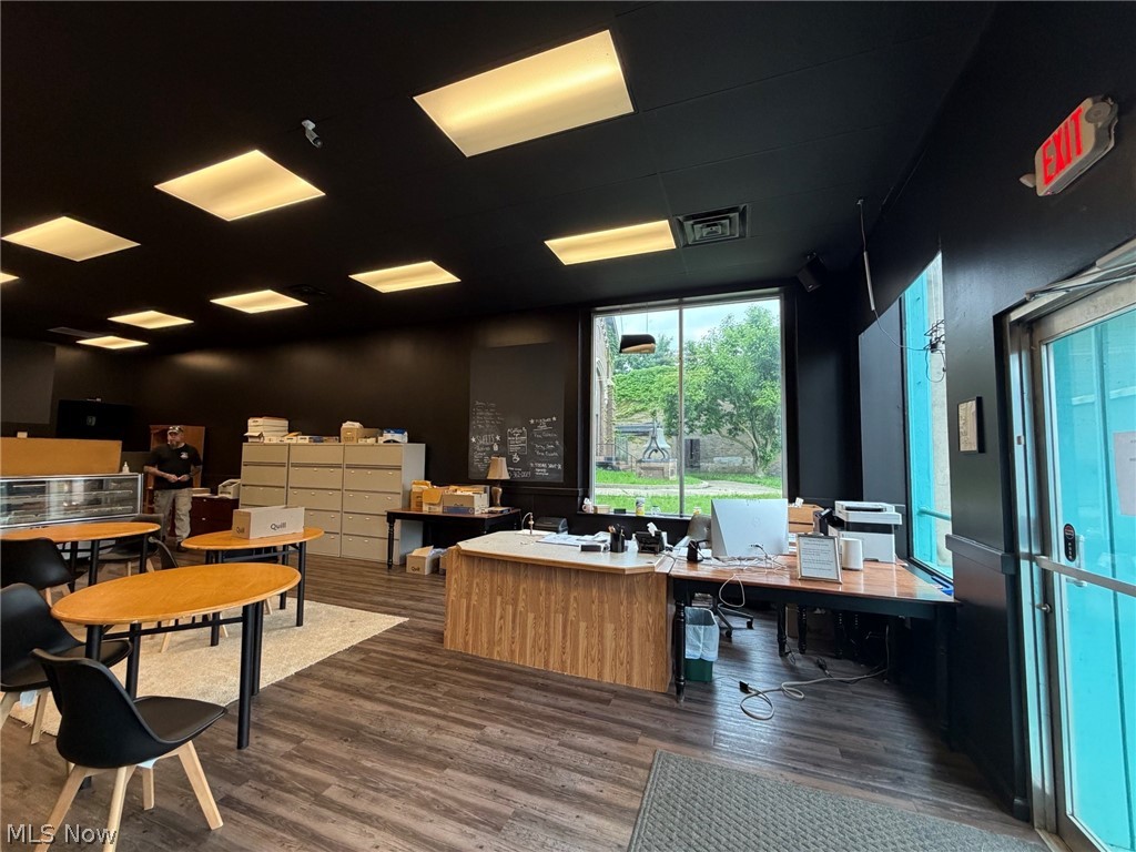 521-525 Main Street Wellsville OH 43968