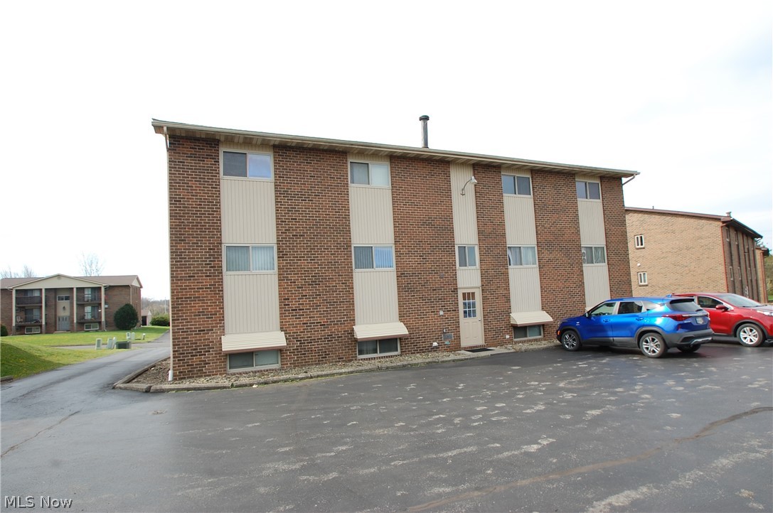 35 Carter Circle Boardman OH 44512