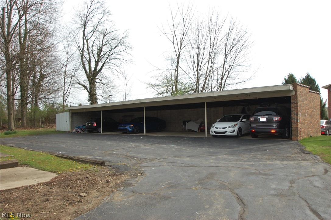 35 Carter Circle Boardman OH 44512