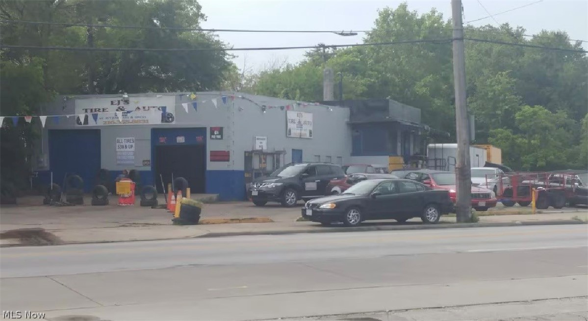 14000 Saint Clair Avenue Cleveland OH 44110