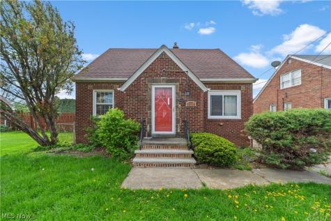 4898 E 95th Street Garfield Heights OH 44125