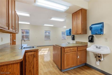 112 W 4th Street East Liverpool OH 43920