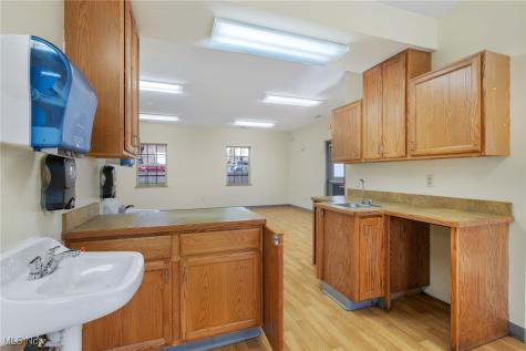 112 W 4th Street East Liverpool OH 43920