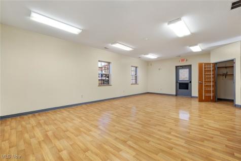 112 W 4th Street East Liverpool OH 43920