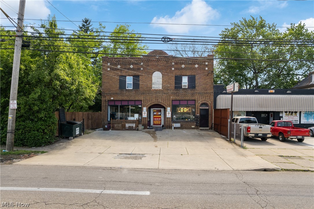 1305 Brown Street Akron OH 44301