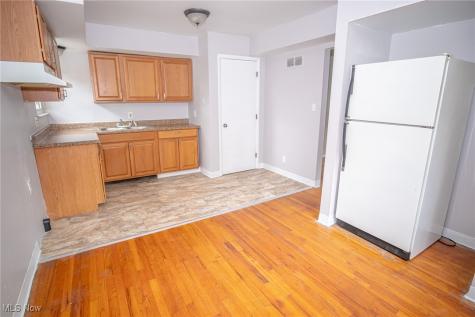 2161 Thurmont Road Akron OH 44313