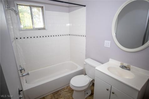 2161 Thurmont Road Akron OH 44313