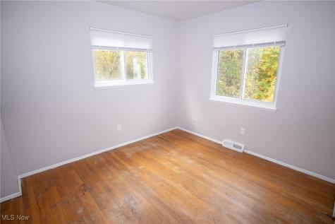 2161 Thurmont Road Akron OH 44313