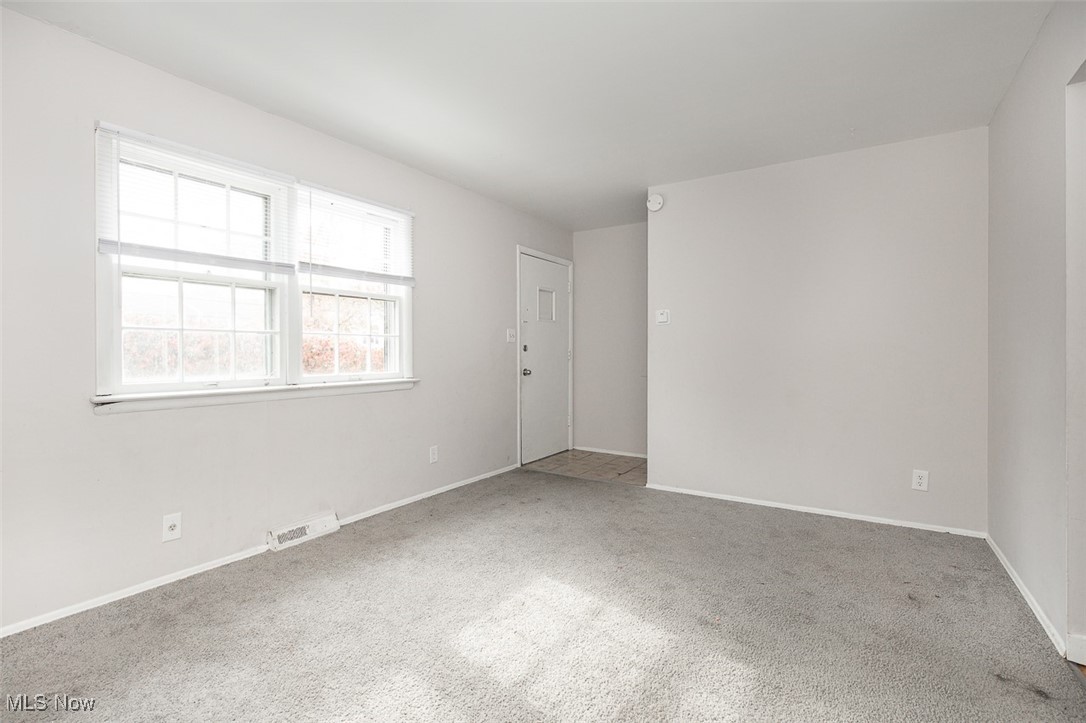 2161 Thurmont Road Akron OH 44313