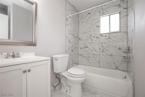 2161 Thurmont Road Akron OH 44313