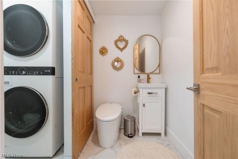 2102 Freeman Avenue Cleveland OH 44113