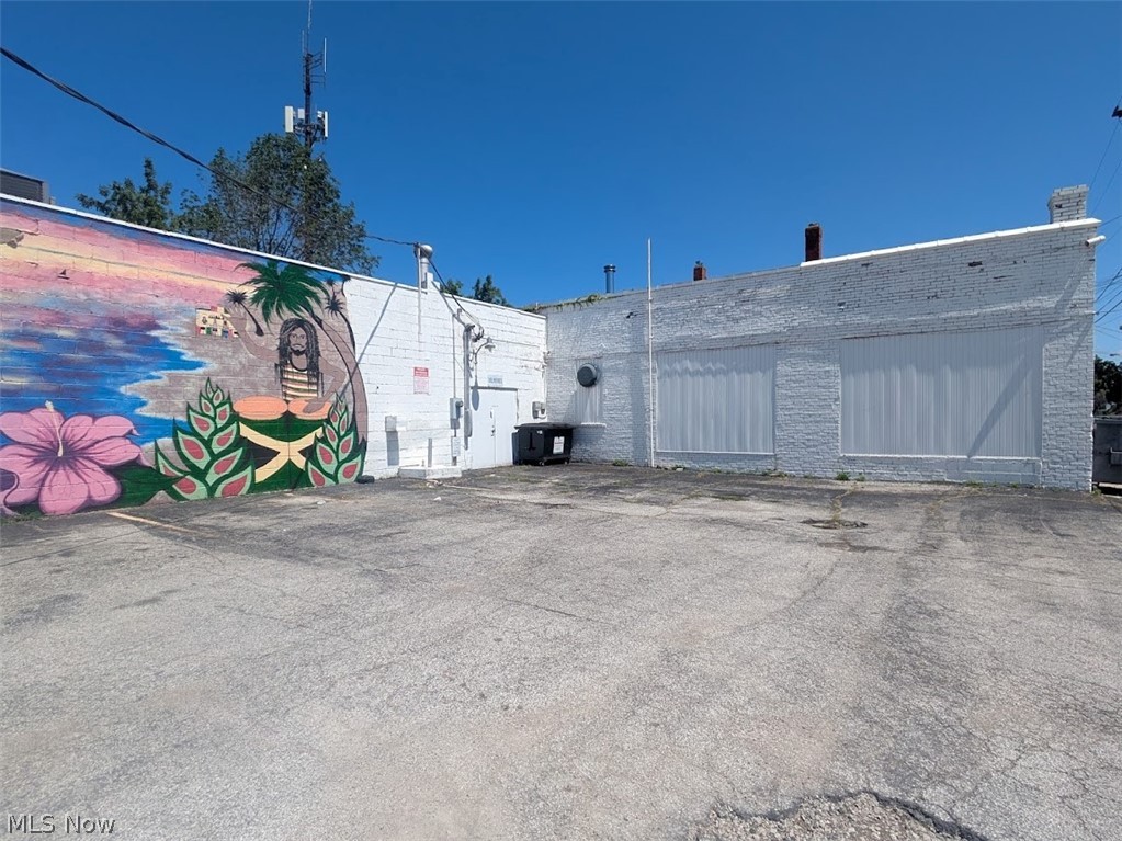 651 E 185th Street Euclid OH 44119