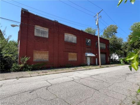 1802 E 47th Street Cleveland OH 44103