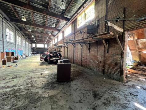 1802 E 47th Street Cleveland OH 44103