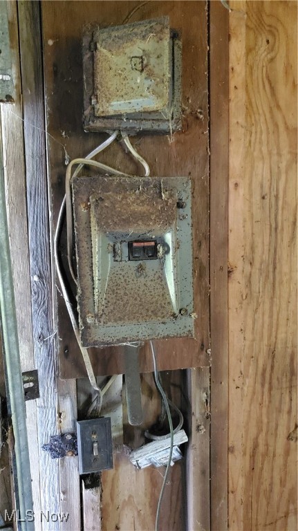 Ravenna Road Burton OH 44021