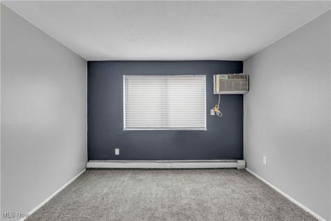 16703 Harvard Avenue Cleveland OH 44128