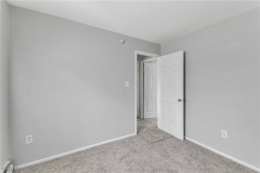 16703 Harvard Avenue Cleveland OH 44128