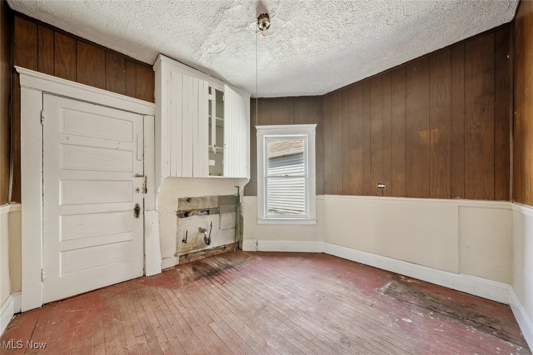 6516 Saint Clair Avenue Cleveland OH 44103