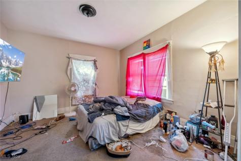 6516 Saint Clair Avenue Cleveland OH 44103