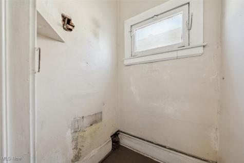 6516 Saint Clair Avenue Cleveland OH 44103