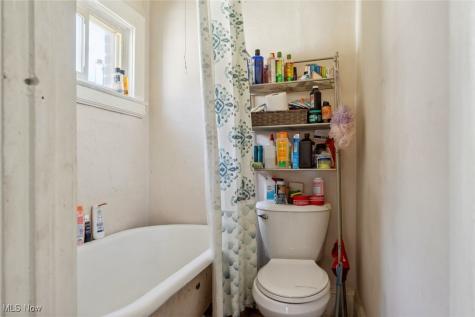 6516 Saint Clair Avenue Cleveland OH 44103