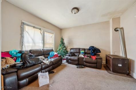 6516 Saint Clair Avenue Cleveland OH 44103