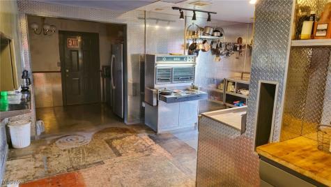 15050 Gingerich Road Middlefield OH 44062