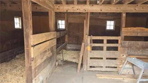 15050 Gingerich Road Middlefield OH 44062