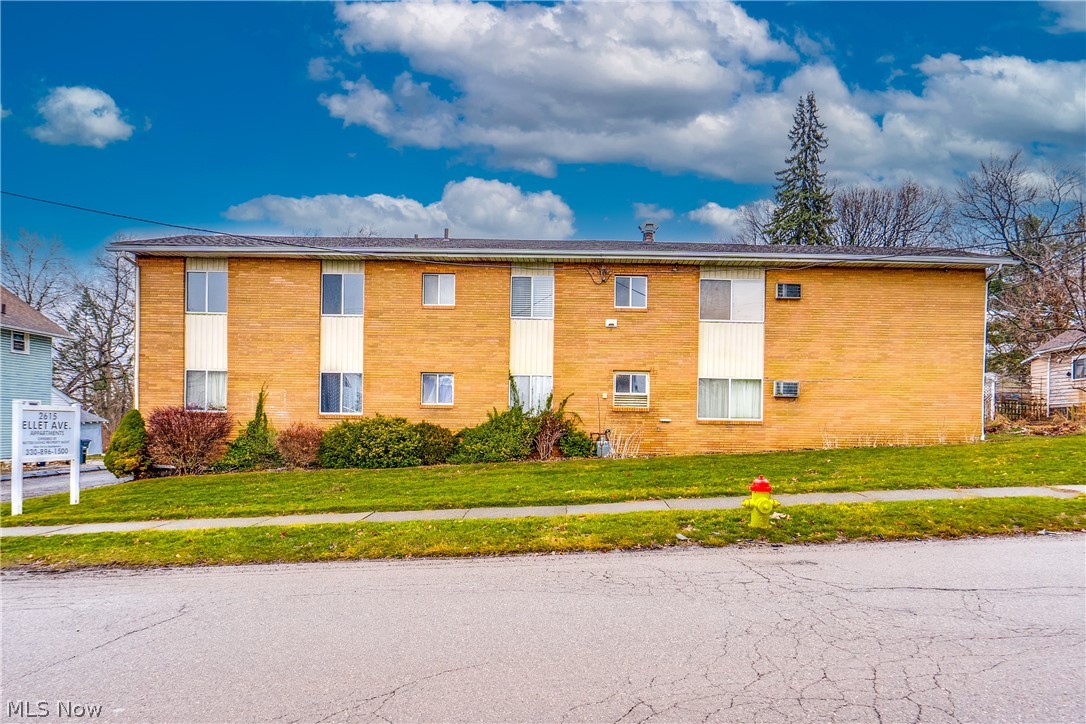 2615 Ellet Avenue Akron OH 44312