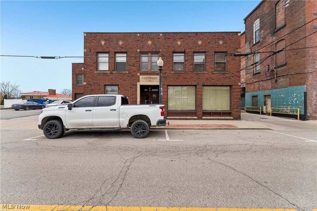 70 4th Street NW Barberton OH 44203