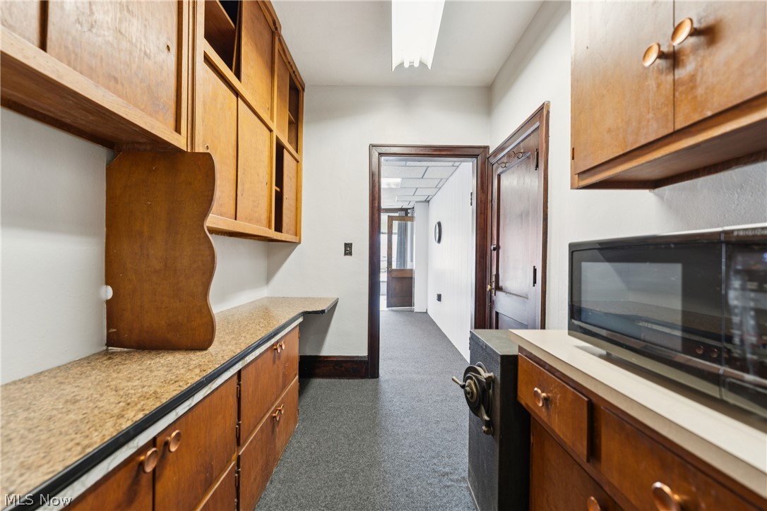 70 4th Street NW Barberton OH 44203