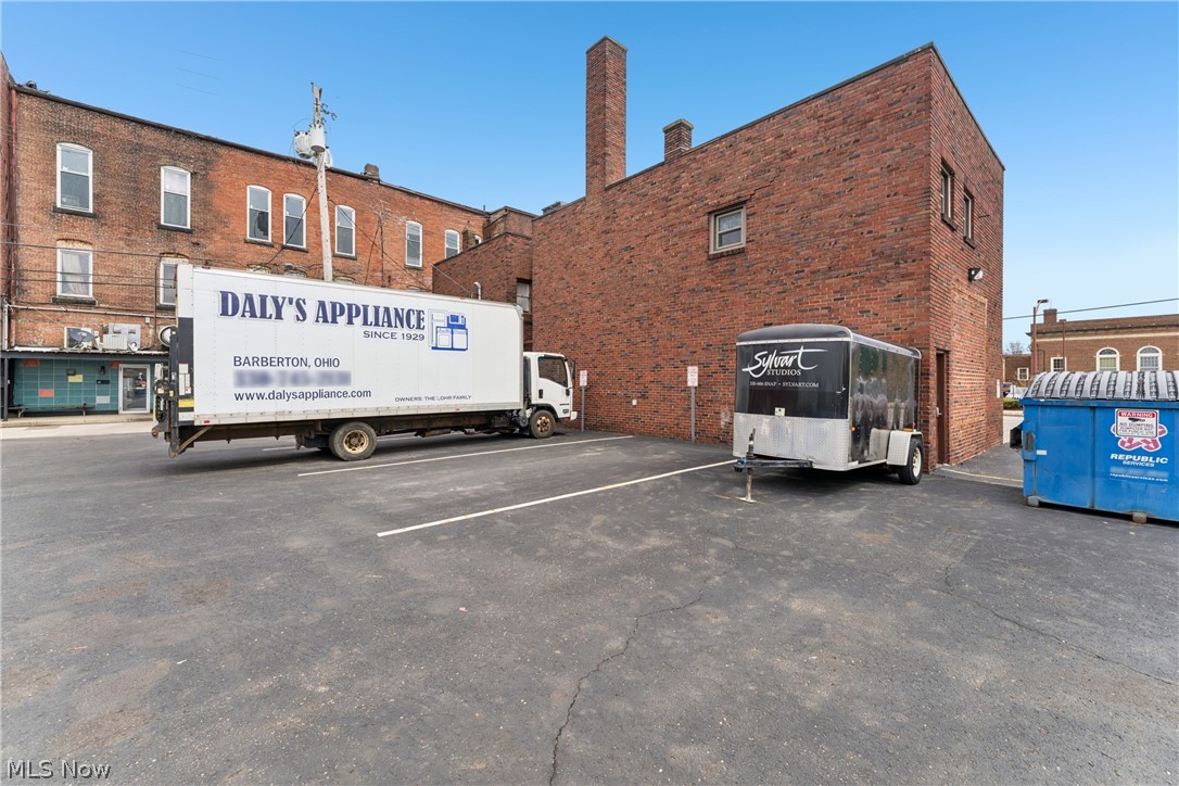 70 4th Street NW Barberton OH 44203