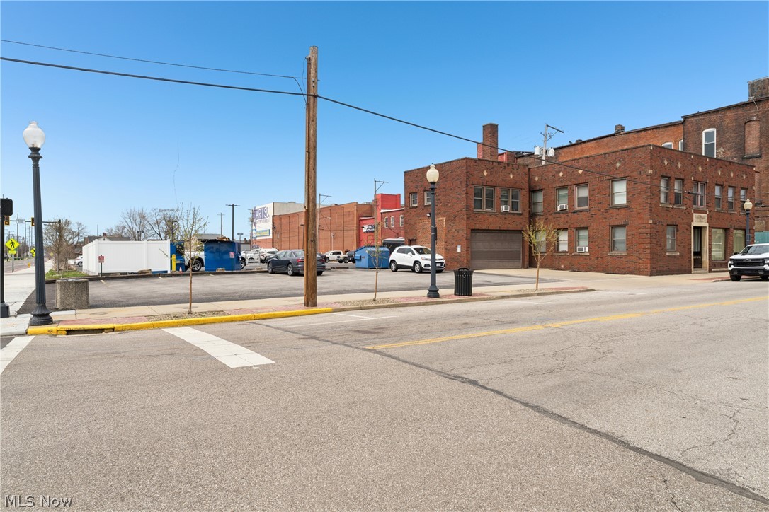 70 4th Street NW Barberton OH 44203