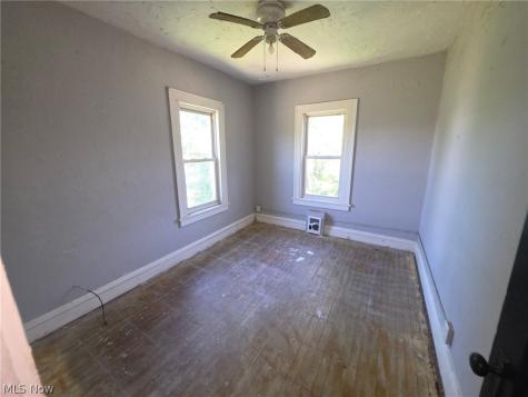 1381 E 84 Street Cleveland OH 44103