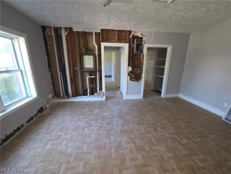 1381 E 84 Street Cleveland OH 44103