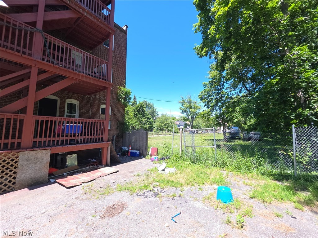 1381 E 84 Street Cleveland OH 44103