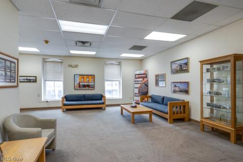 127 E Main Street Ravenna OH 44266