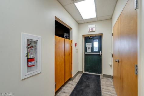 127 E Main Street Ravenna OH 44266