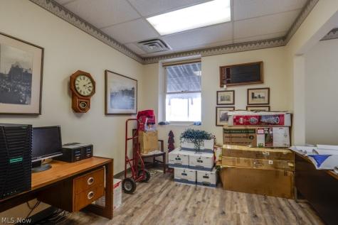 127 E Main Street Ravenna OH 44266
