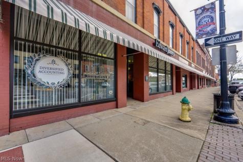 127 E Main Street Ravenna OH 44266