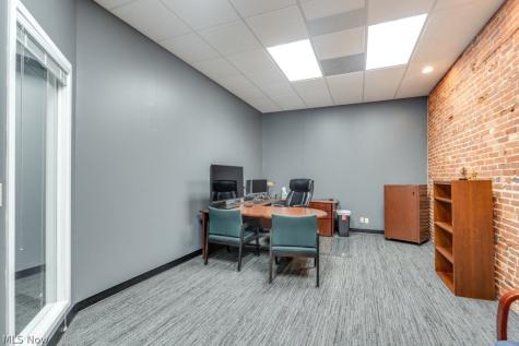 127 E Main Street Ravenna OH 44266