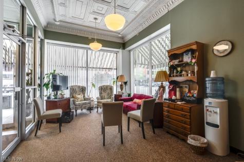 127 E Main Street Ravenna OH 44266